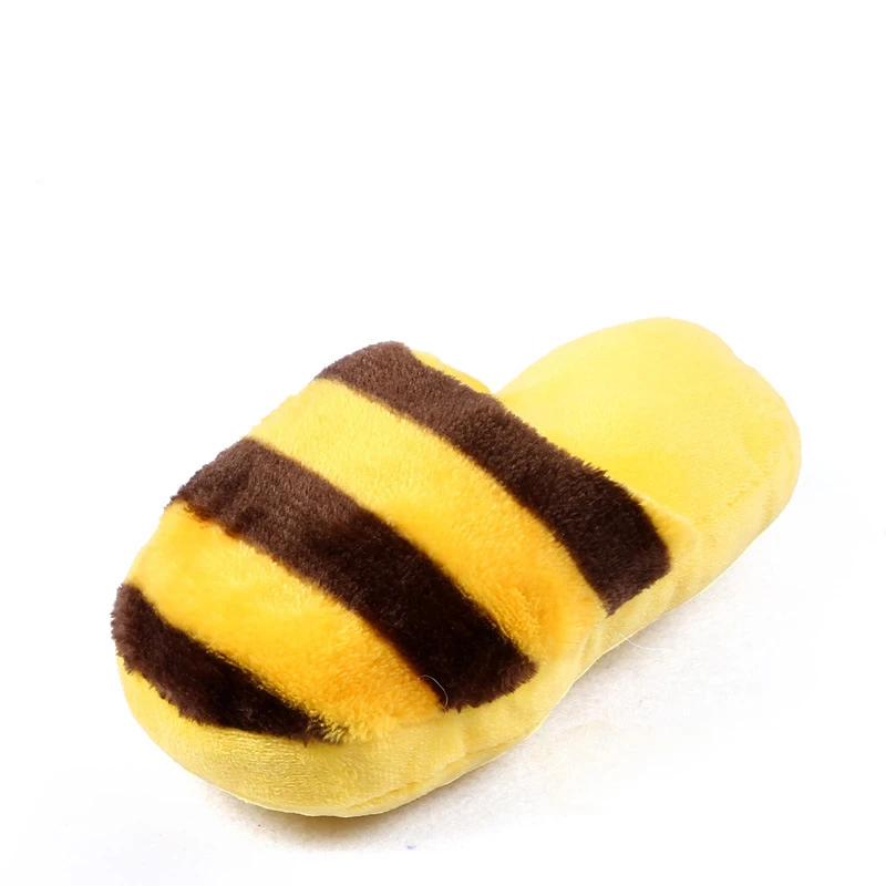 Pet Dog Toy Slipper Toy Plush Dog Vocal Toy Plush Slipper Pet Puppy Supplies 6 Colours - Цвет: Brown