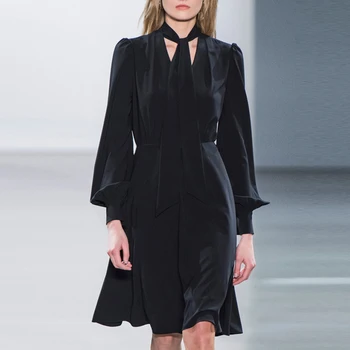 

HIGH QUALITY 2020 Newest Runway Spring Dress Women's Long Sleeve Black Bow Collar Minimalist Shirt Dress