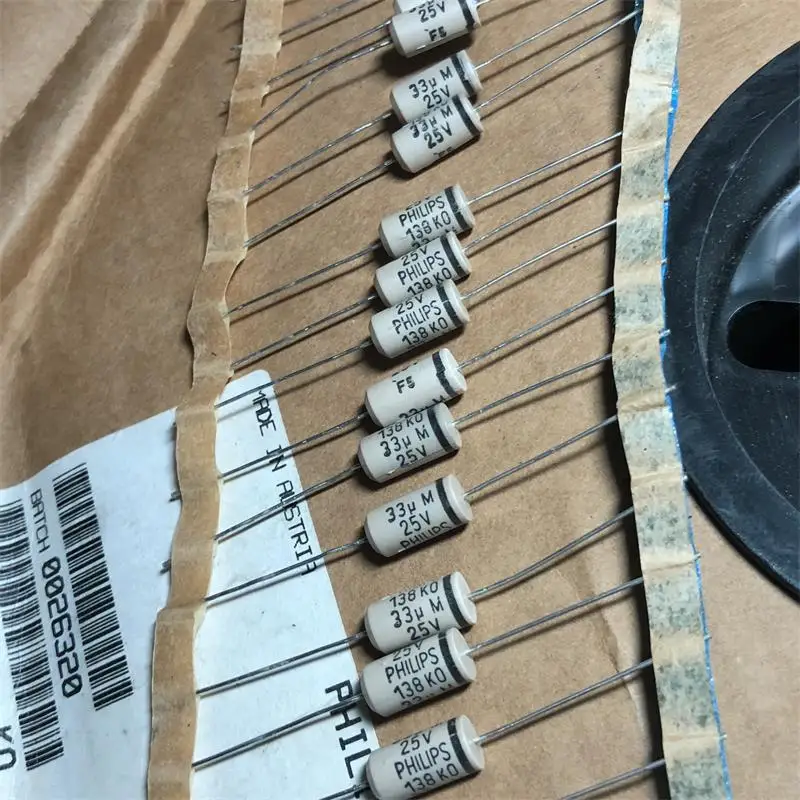 Импортный конденсатор Электронный полиэфирный уплотнитель 138KO 33 мкФ 25V отправка аудио электролитический конденсатор