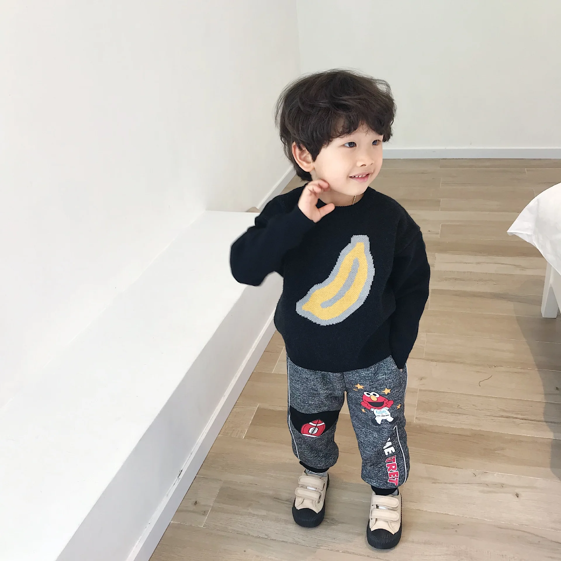 Tonytaobaby/зимнее платье; Новинка; одежда для маленьких мальчиков и девочек; черные, серые бархатные брюки для регби; повседневные штаны с героями мультфильмов