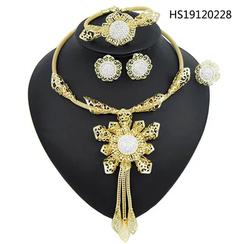 

Yulaili Dubai Gold Jewelry Sets For Women Flower Shape Pendant Necklace Stud Earrings Bracelet Ring Wedding Bridal Accessories