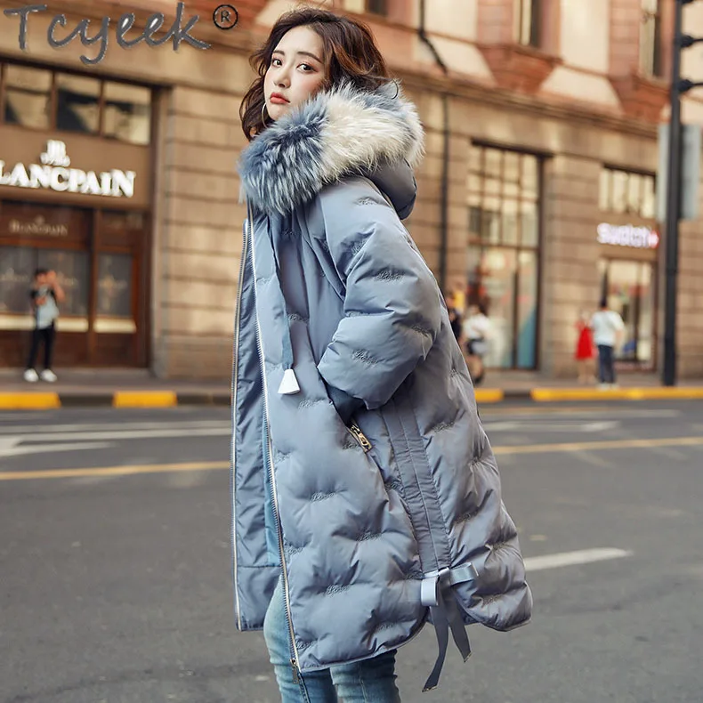 Рисунок 4 - Пуховик женский зимний с капюшоном