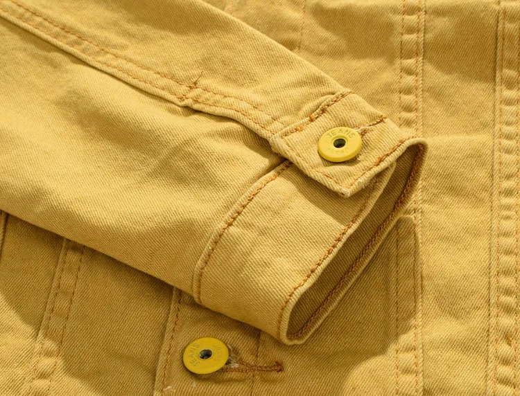 Мужская джинсовая куртка модная однотонная приталенная в стиле милитари желтого