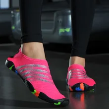 Женская обувь для бега; женская обувь для йоги; обувь для плавания; сандалии для дайвинга; пляжные шлепанцы; кроссовки без пятки; красный цвет