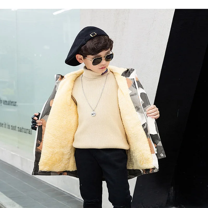 22137731649_631599895