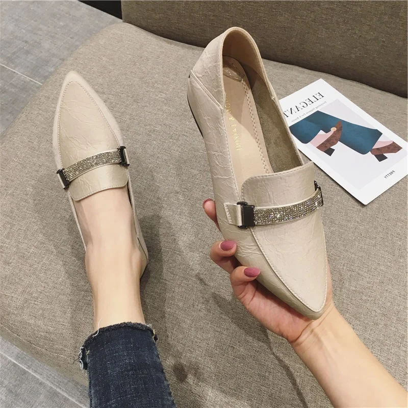 Pointed toe crystal woman flats solid leather brief soft bottom shoes college student rhinestone loafers slip on shallow moccasins