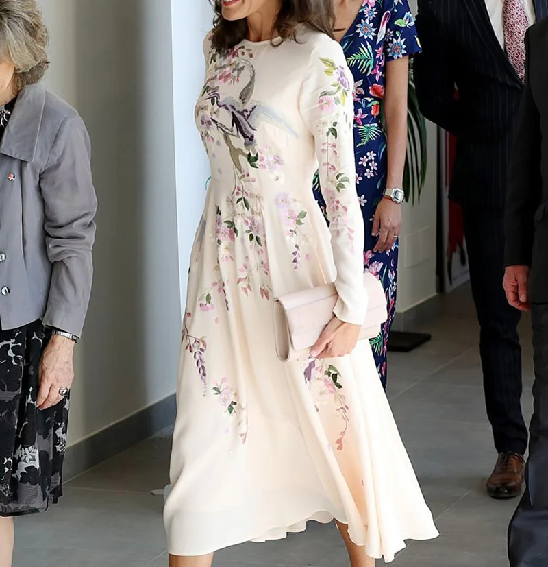 Новое платье принцессы Kate с вышивкой животных; модные платья трапециевидной формы с круглым вырезом и длинными рукавами