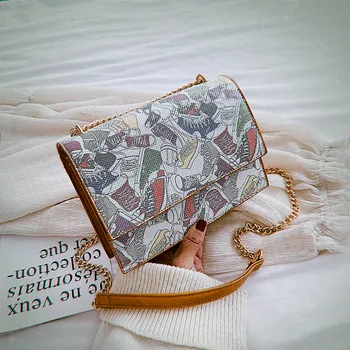

Spring and Summer Small Bag Female 2020 Popular New Shoulder Fashion Diagonal Chain Bag