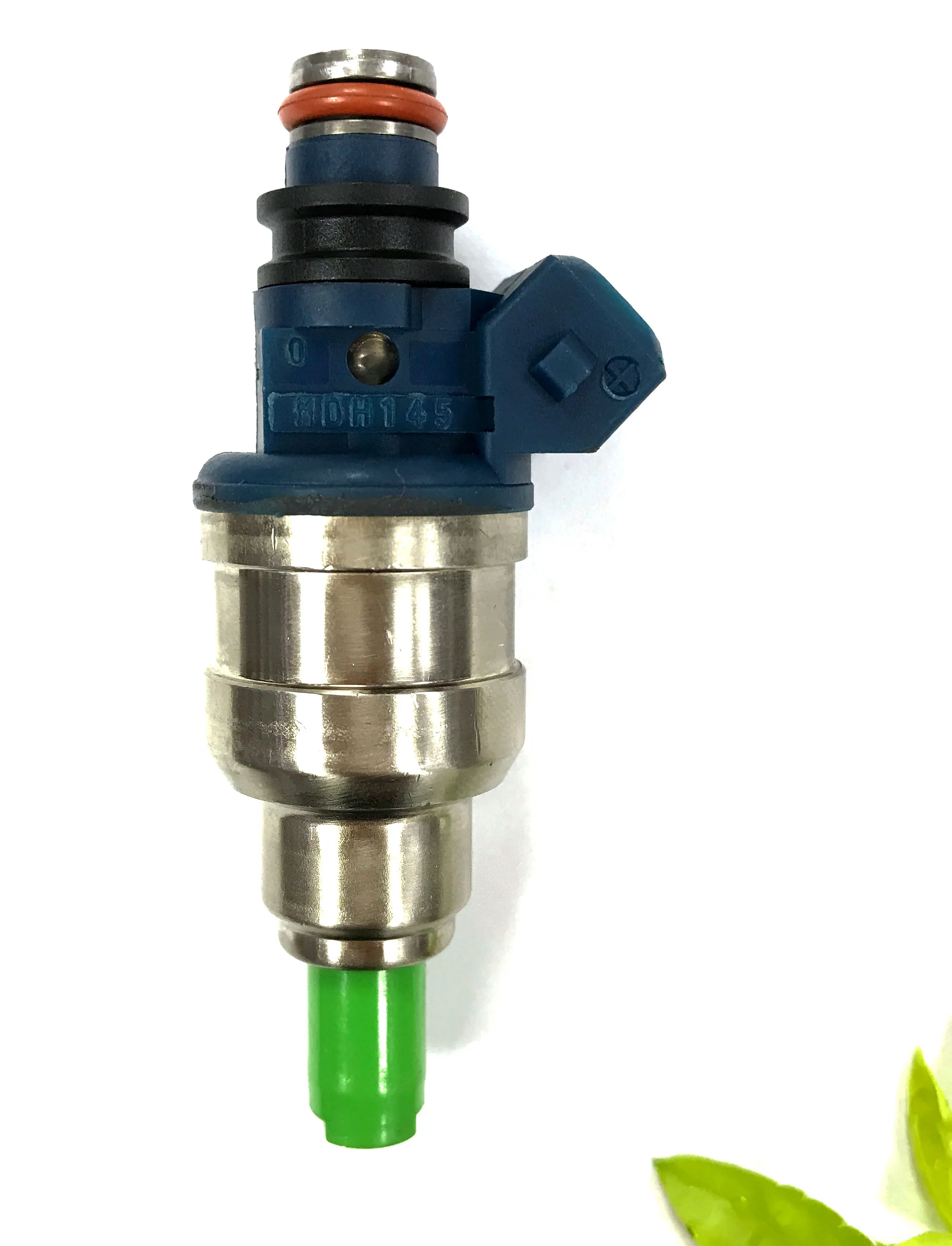 Инжектор MD175610 для Mitsubishi Carisma Lancer Libero Mirage Colt MDH145 INP 068|Топливный инжектор| |