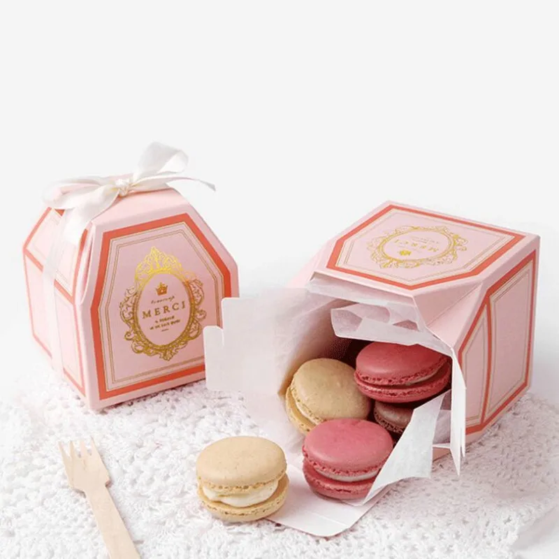 

30pcs 9x9x10cm two color European white card high-grade wedding gift box spot gold color printing nougat paper packaging box