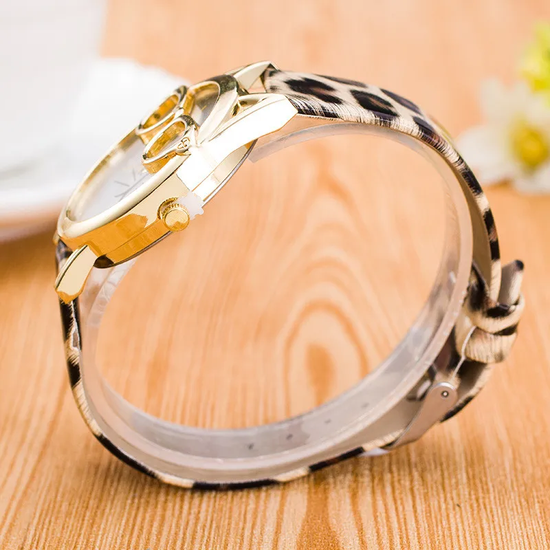 Часы со скелетом, женские изысканные Прозрачные наручные часы с кожаным ремешком, кварцевые часы, браслет известной марки