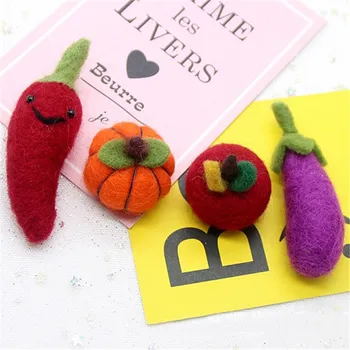 

10 Pieces Wool Felt Pumpkin Eggplant Chili Hair Brooch Accessories Diy Material Christmas Tree Decorations Christmas Ornaments