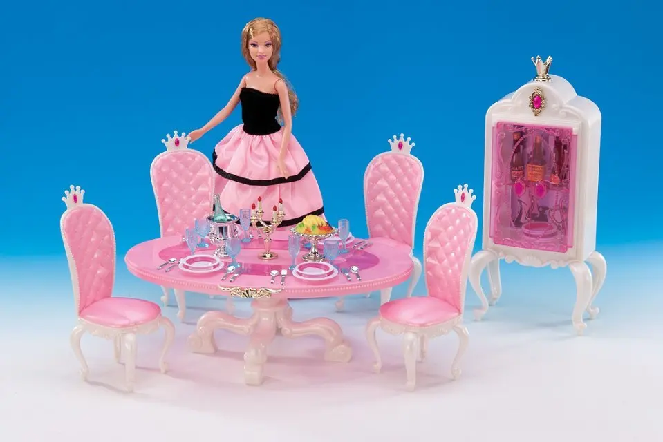 not include the doll