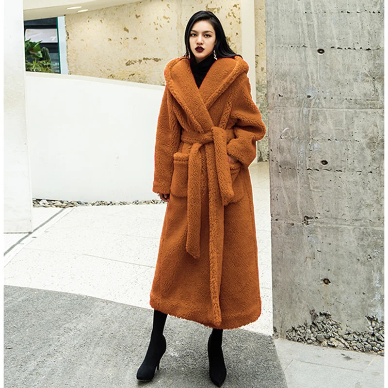 

2022 Autumn And Winter Leisure Celebrities New Fashion Lamb Wool Imitation Fur Coat Women's Medium And Long Lapel Hooded Fashion
