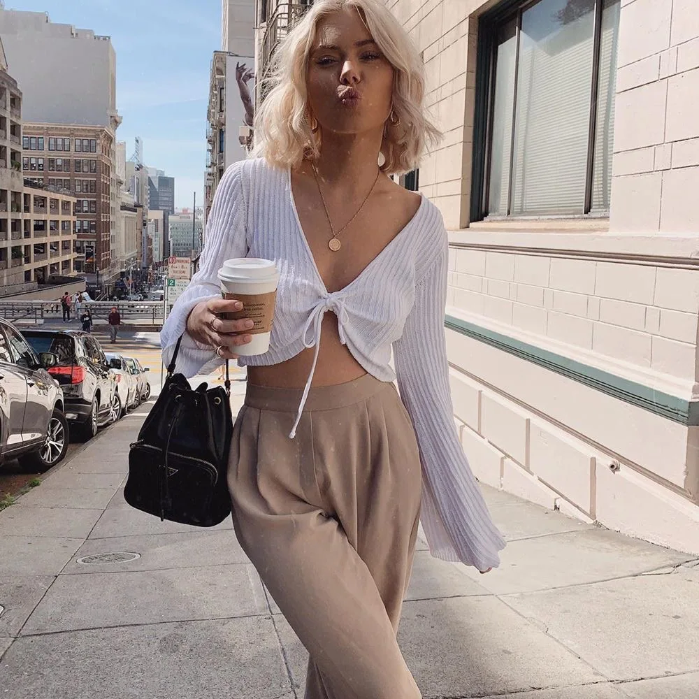 Ceny Kryptograficzna moda jesień V Neck Ruched kobiece krótkie bluzki Casual z długim rękawem bluzki w paski dla kobiet 2019 zima nowe