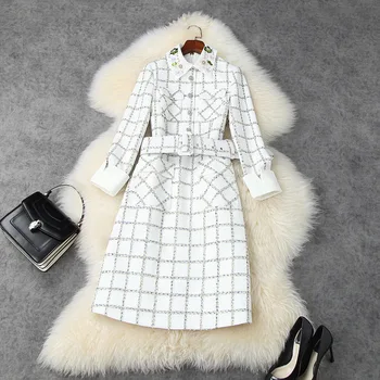 

New 2020 autumn winter women plaid tweed dress long sleeve floral beading turn down collar big pockets designer dresses white