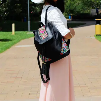 

Ethnic Embroidered Women's Oxford Cloth Backpack Waterproof Nylon Travel Backpack