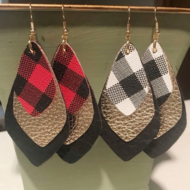 Новое поступление! Новинка! Серьги из искусственной кожи в черную и золотую