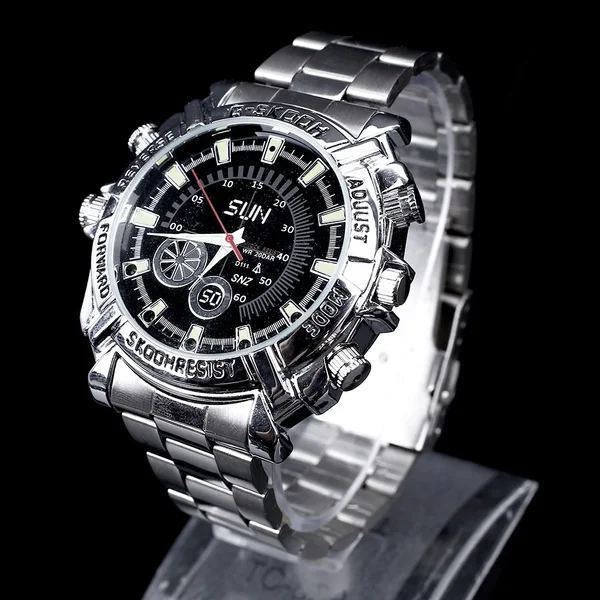 Wrist Watch DVR Secretly Records Video And Audio All In One Unit. Play