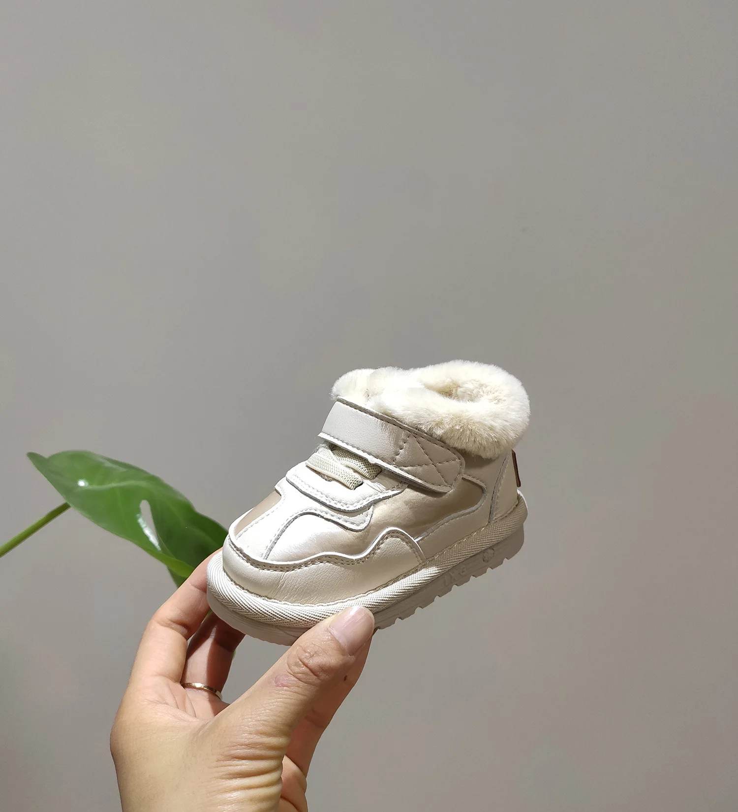 Высокое качество зимняя детская обувь для маленьких девочек и мальчиков зимние ботинки теплые плюшевые удобные детские туфли обувь для младенцев