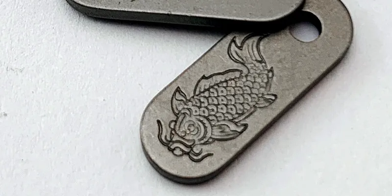 silver koi fish XM18/XM24 наполнитель вкладка задняя зажим наполнитель кронштейн титановый сплав XM-18 нож Задний зажим - Цвет: silver koi fish