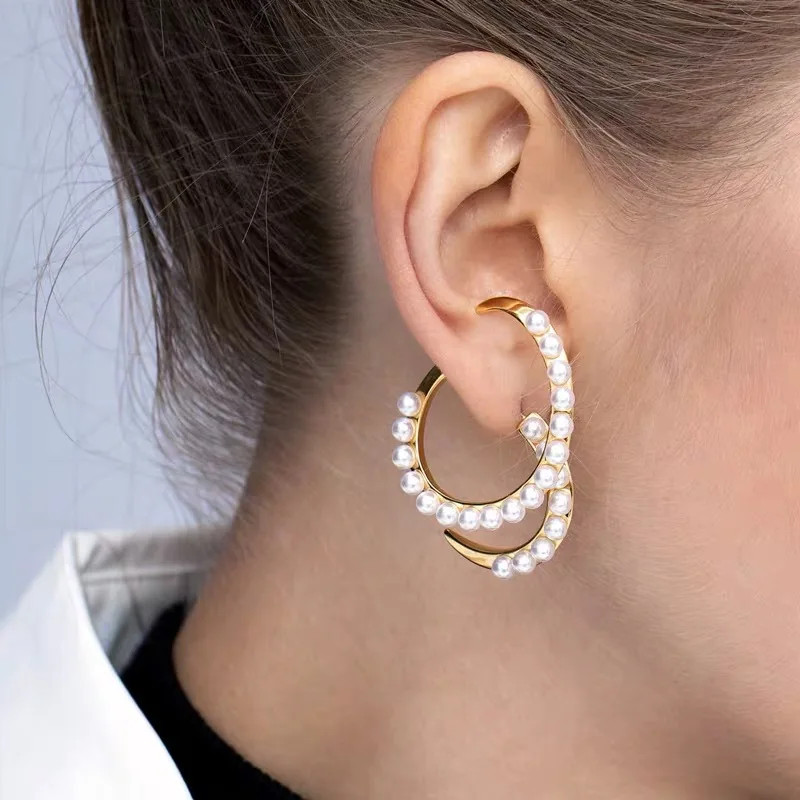 

FFLACELL 2019 New Trendy Female Spiral Curve Irregular Cross Go Round Dislocation Pearl Earrings for Women Girls Party Jewelry