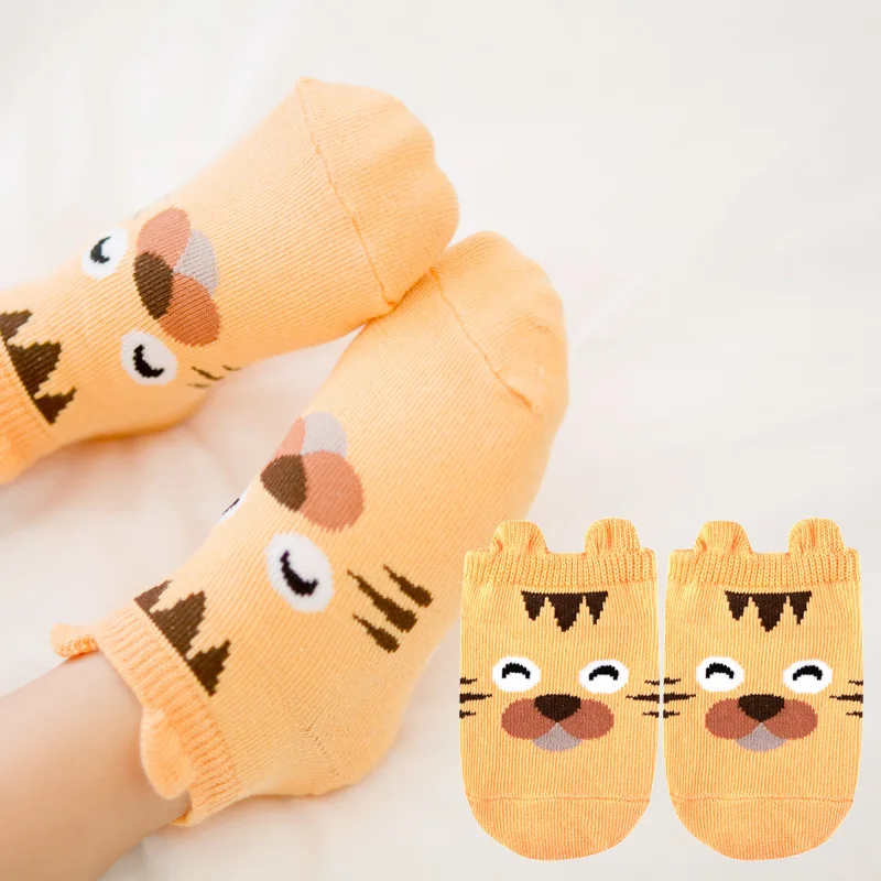 Милые детские носки с животными из мультфильмов Нескользящие хлопковые Асимметричные короткие носки для малышей короткие носки для новорожденных мальчиков и девочек - Цвет: 4