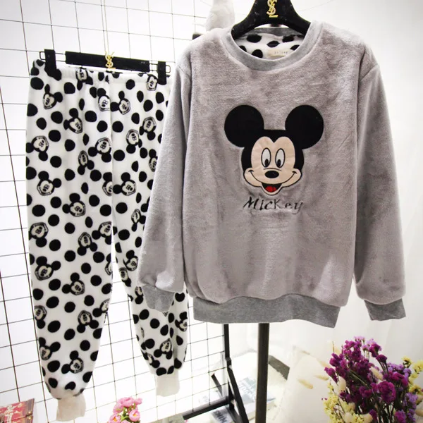Winter New Women Coral Velvet Sleepwear Ladies Flannel Pajama Set Carton Shiba Inu Multiple Patterns Printing Warm Homewear - Цвет: Gray Mickey