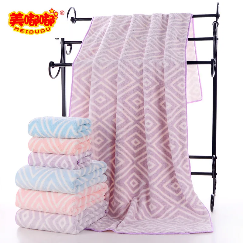 

High Density Coral Velvet Printed Diamond Lattice Bath Towel Ultra-strength Water-Absorbing Wandering Peddler Booth Goods Not Sh
