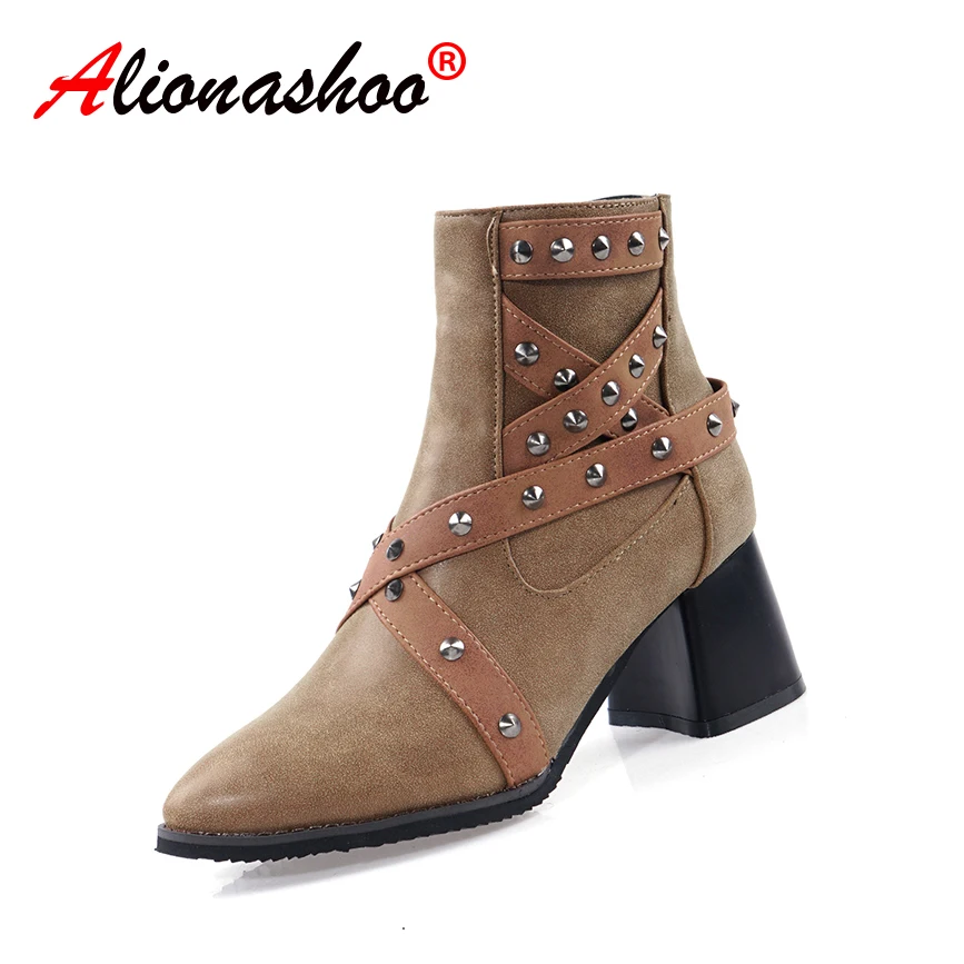 

New 2019 Fashion Women Ankle Boots High Heels Platform Motorcycle Boots Fashion Zipper Black Ladies Punk Shoes Plus Size 47 48