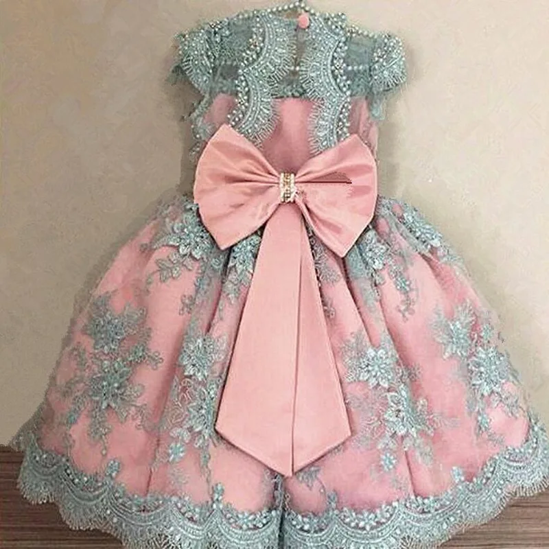Luxurious Flower Girl Dresses Lace Applique Sleeveless Fluffy Blush For Girls First Communion Pageant Birthday Dresses