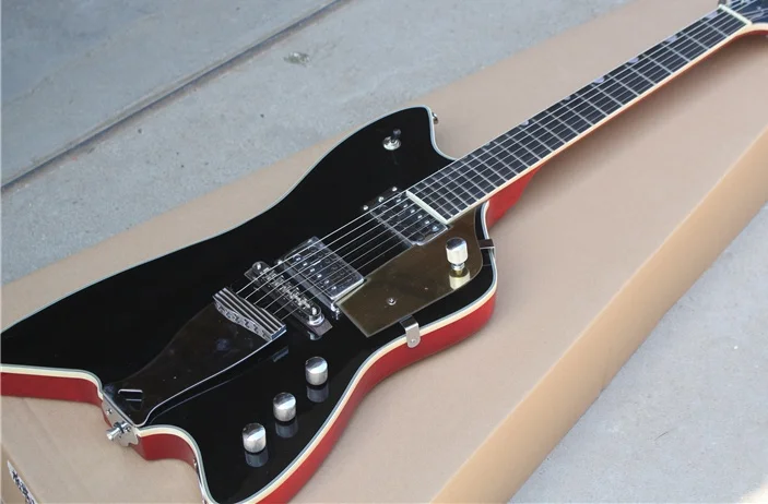 Электрическая гитара особой формы черная чистая медная гирлянда для вина