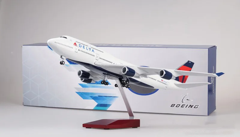

47cm 1/150 Scale Diecast Airplane Model Boeing 747 Aircraft DELTA 380 Airliner Model With Light and Wheel For Collection