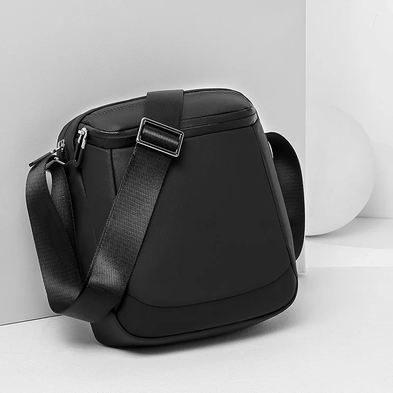 

Multi-functional Shoulder Bag PVC Men Outdoor Leisure Bag Simple Waterproof Shoulder Bag Support