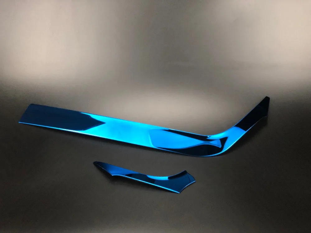 X03