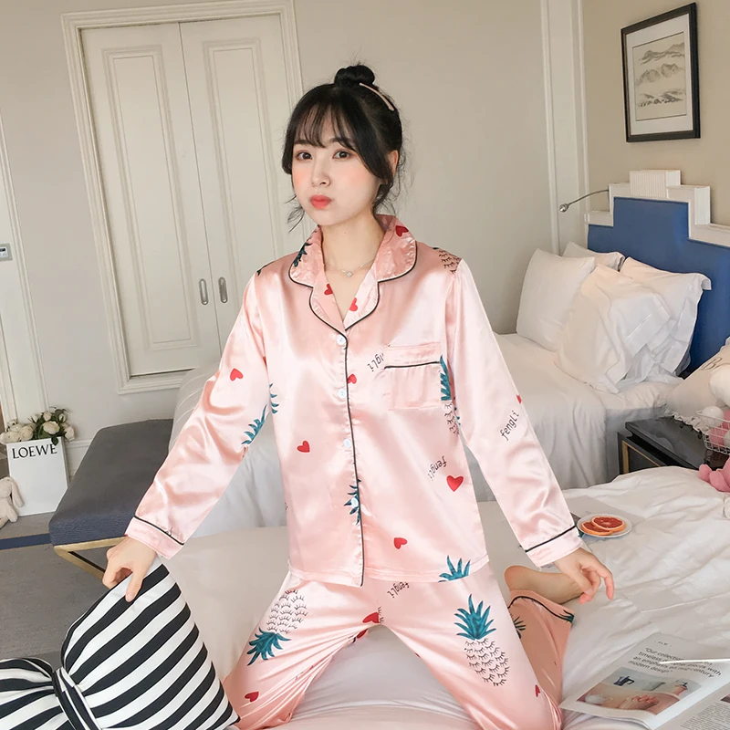 Атласная пижама, Женский пижамный комплект с милым мультяшным Кроликом, Шелковая пижама с длинным рукавом, розовая пижама, женская ночная рубашка