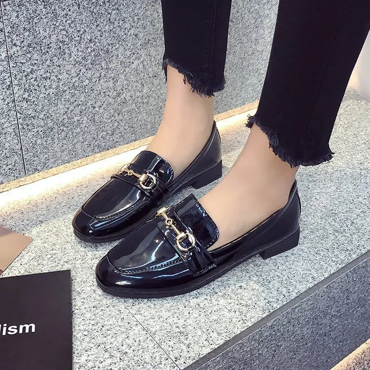 

Korean-style Spring New Style Moccosins the Bride Head Band Feet Metal Buckle Flat Heel Shoes Women's Tennis Red Students Shoe W