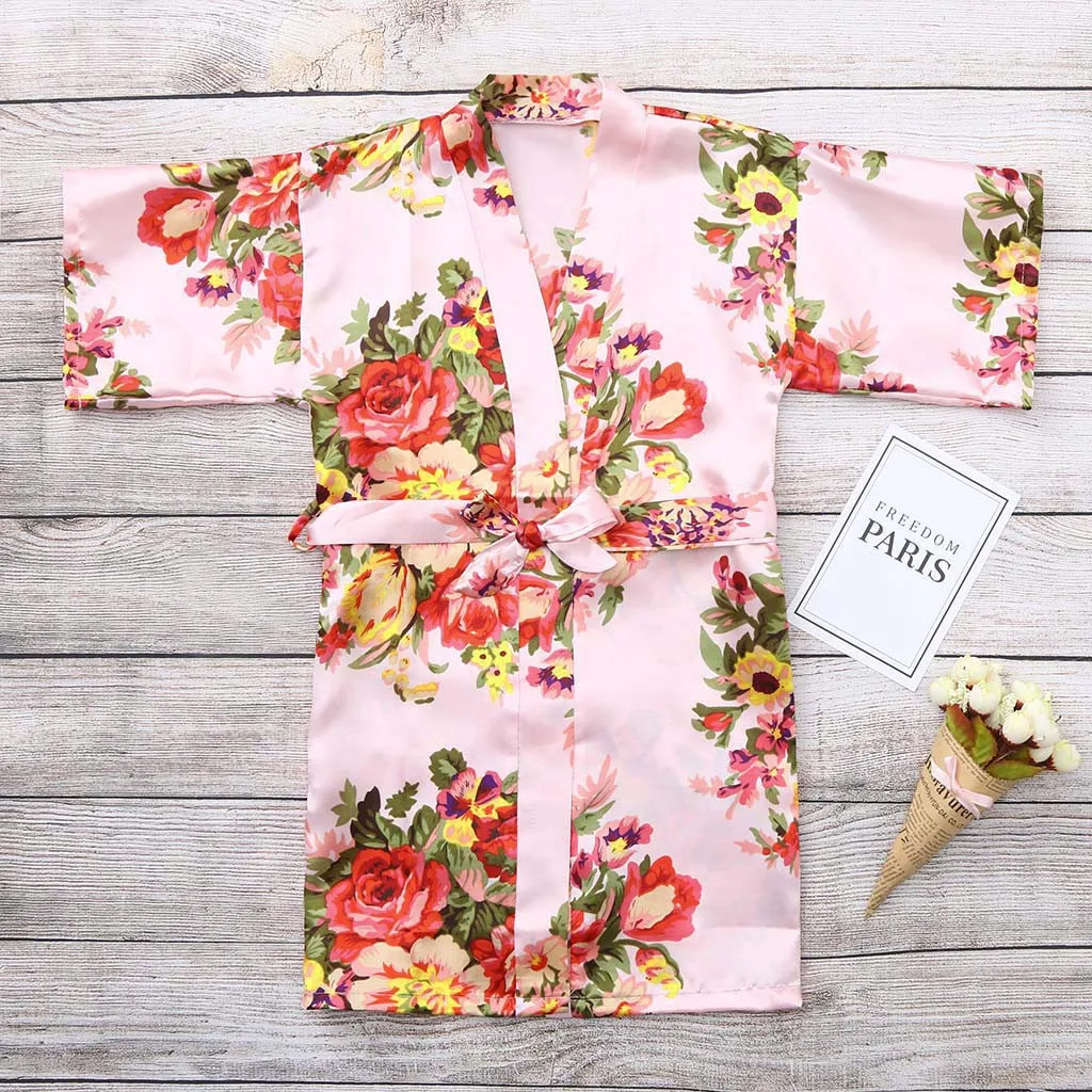 Новая одежда для малышей для девочек, с цветочным узором, из хлопка кимоно халаты пижамы мягкие летние Детская одежда для сна халаты 8,29