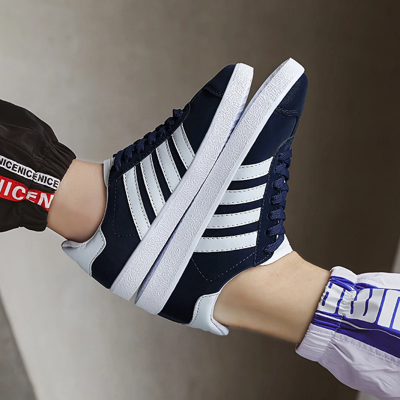 

Men's' Casual Shoes Women WalkingFashion Leather Vulcanized Shoes Lace-up Couple Sneakers