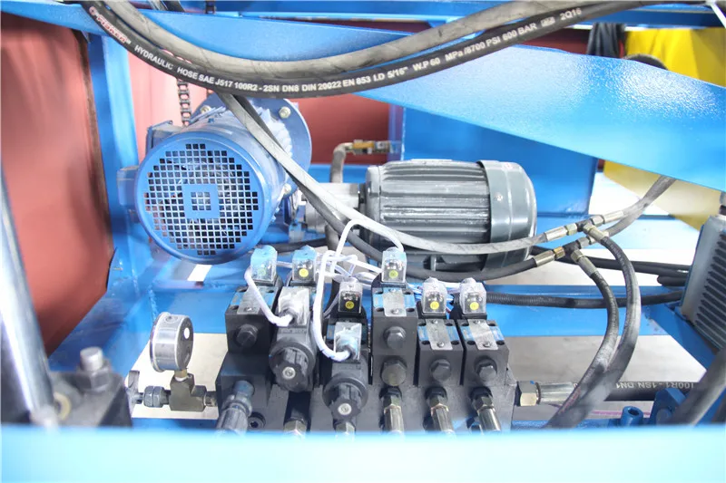 Auto Duct line 3 with TDF and flange machine