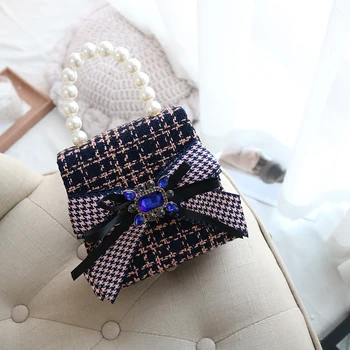 

Fashin Women Argyle Pattern Wool Handbag Rhinestone Crystal Beaded Bowknot Pearl String Top Handle Crossbody Lady Shoulder Bag