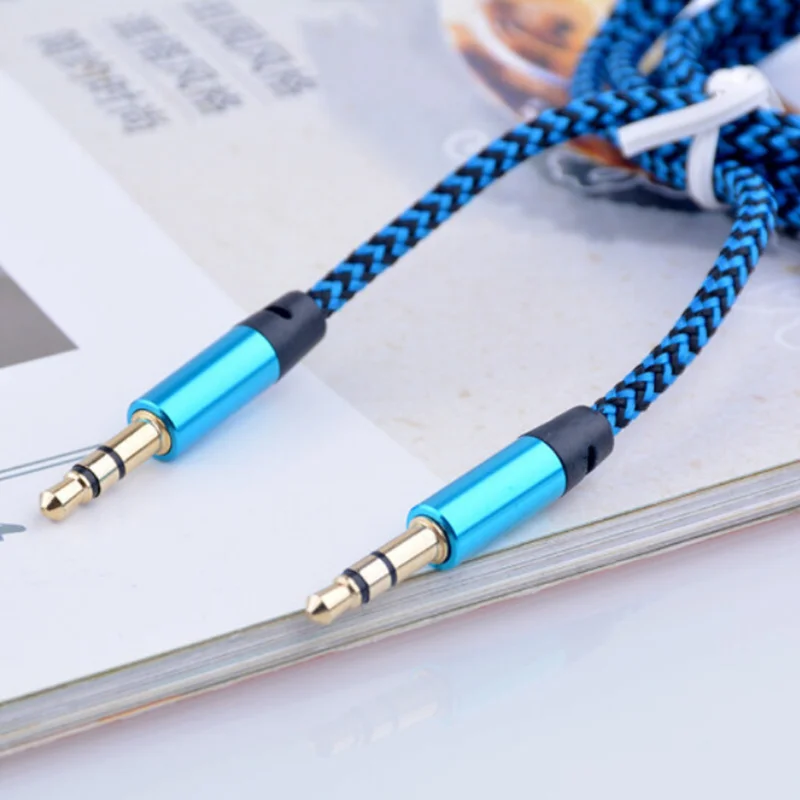 

1m Nylon Aux Cable 3.5mm Male to Male Jack Auto Car Audio Cable For Land Rover LR4 LR2 Evoque discovery 2 3 4 freelander 1 2