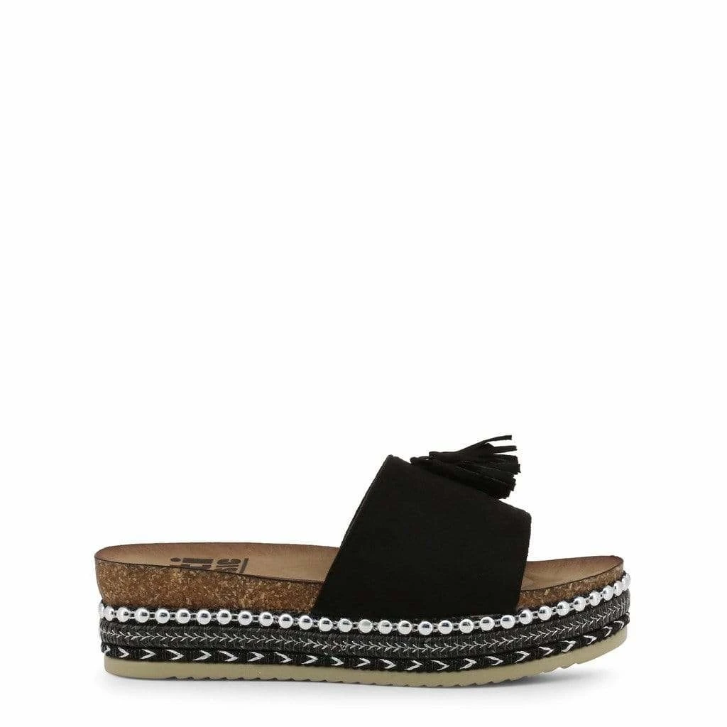 Обувь xti tentations. Кроссовки xti urban brand. Тапочки xti. Xti обувь. Xti обувь.