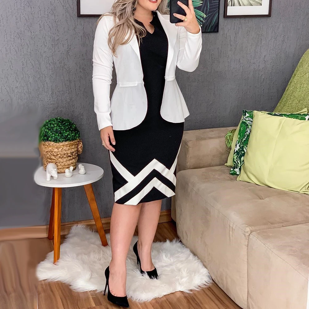 vestido preto com casaco