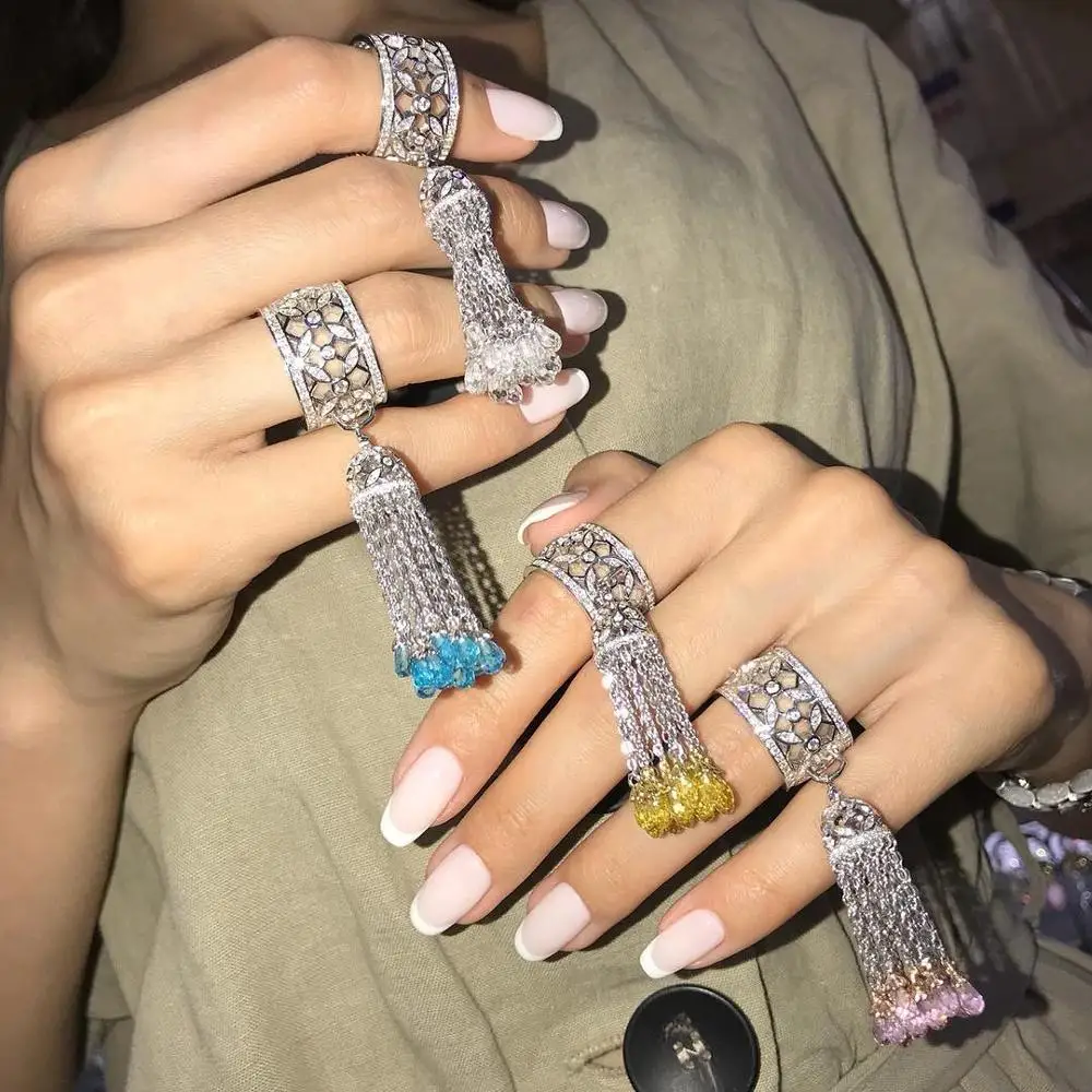 

Lady's Four-Leaf Straw Fringed Ring Tassel Color White Yellow Pink Blue Crystal Superior Jewelry Luxury Life 925 Silver Jewelry