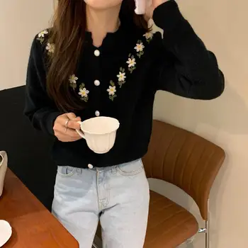 

COIGARSAM Office Lady Full Sleeve Shirt Womens tops New Spring Knitting Embroidery Loose Women shirts White Yellow Black 6906