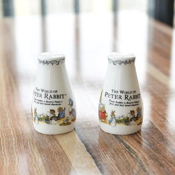 

Houseware Kitchen Jars for Spices Ceramic Pepper Spray Rabbit Design Spice Jar Door Seasoning Kitchen Cute Spice Organizer