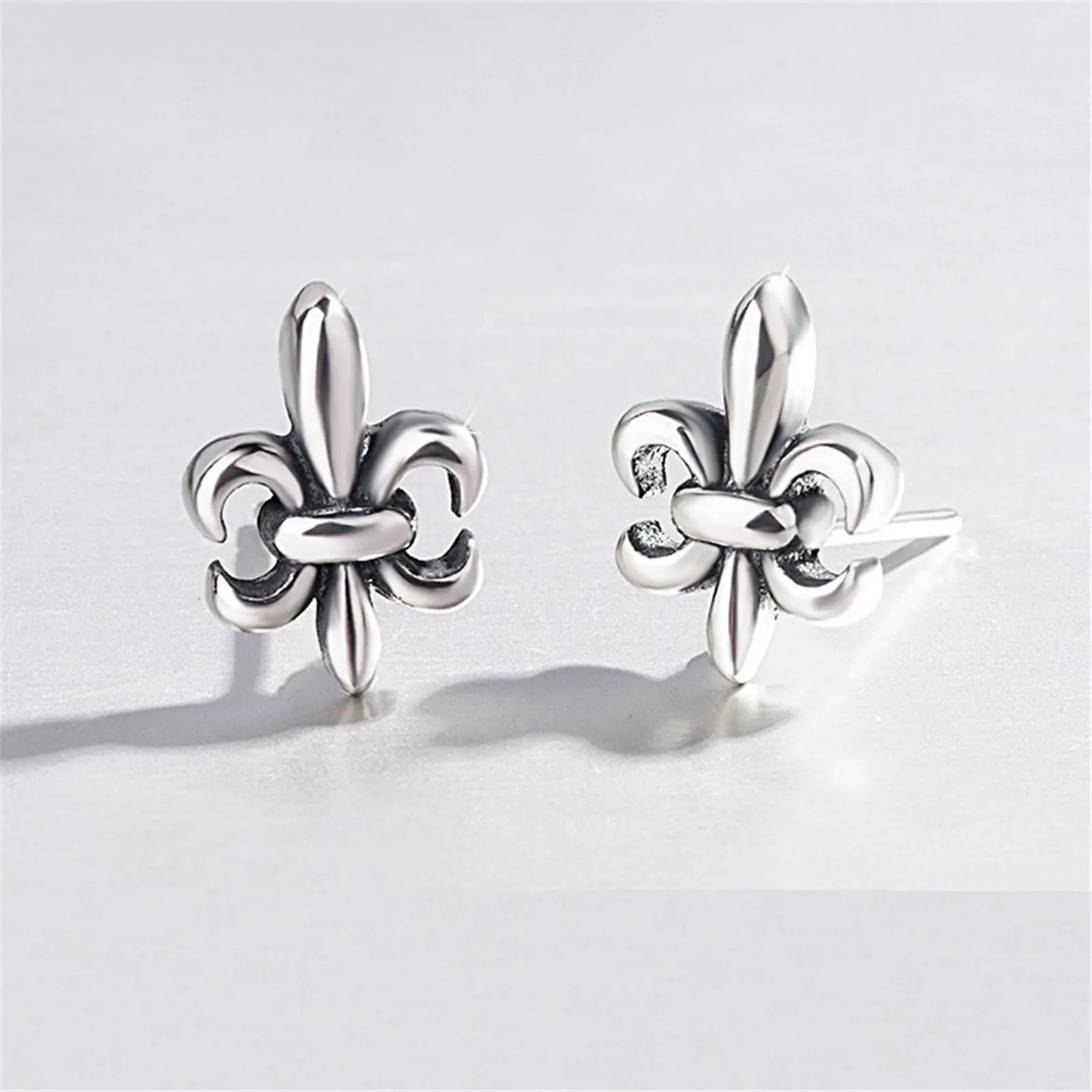 Fleur De Lis Silver Earring for Women Tiny Earstud Fleur-de-lys Heraldic Heraldry French Symbol Vintage 2021 New