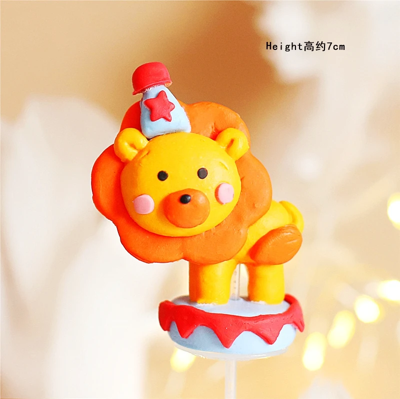 Lion Elephant Circus Clown Cake Toppers Windmill Boy Girl Birthday Party Supplies Straw Bow Kid Baking Dessert Love Gifts - Цвет: Lion A
