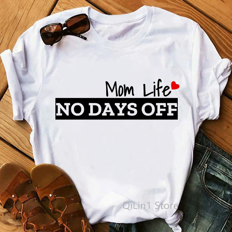 Футболка с надписью Mom Life No Days Off